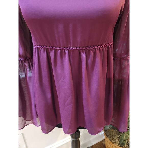 Stylus Top Women’s Size Medium Purple 100% Polyester Peplum Hem Bell Sleeves - Picture 7 of 11